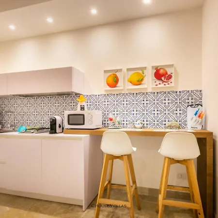 Archimede Apartment *